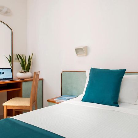 Hotel Tres Jolie ريميني المظهر الخارجي الصورة