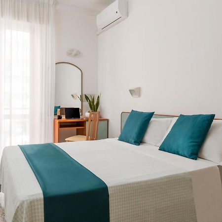 Hotel Tres Jolie ريميني المظهر الخارجي الصورة