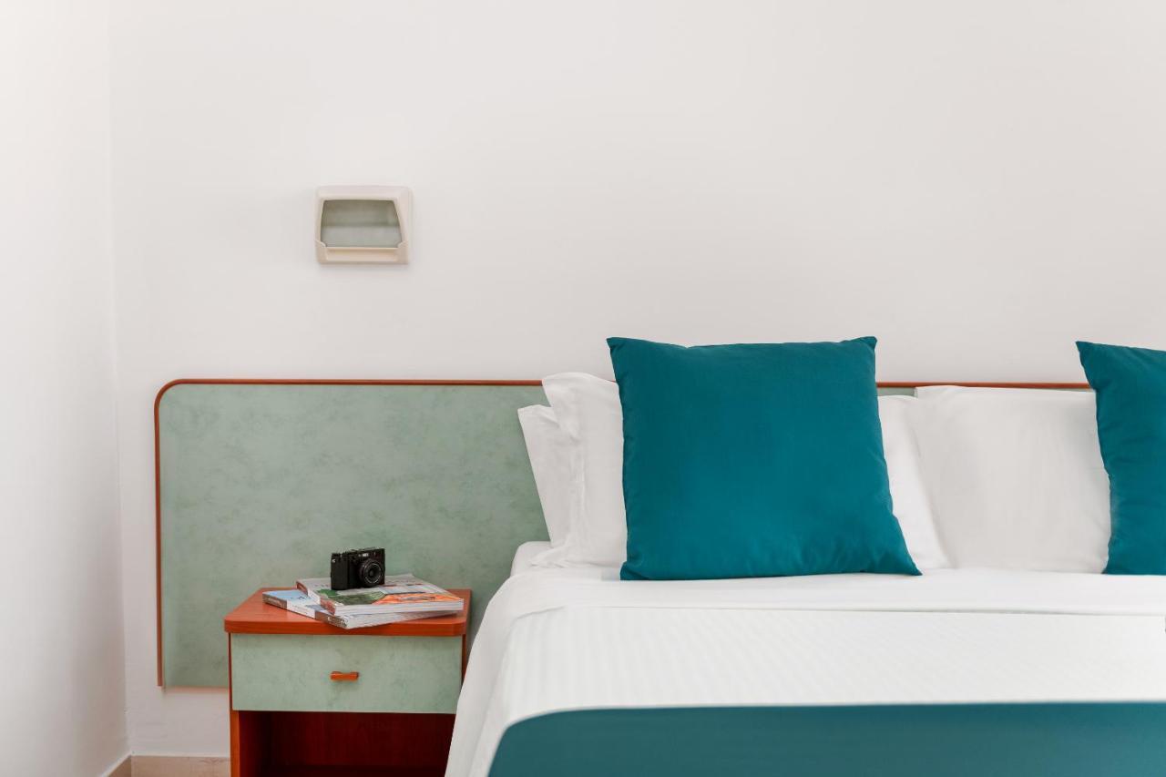 Hotel Tres Jolie ريميني المظهر الخارجي الصورة